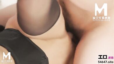 【国产】麻豆传媒作品MDX-0067麻豆廠商版002免费观看